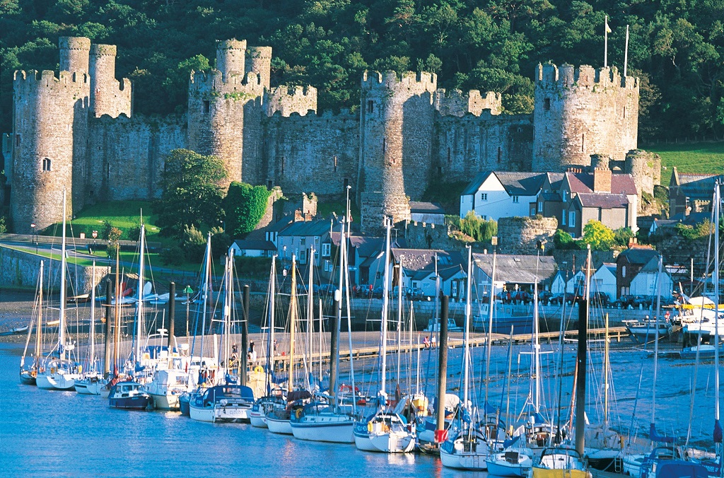 avrupa rüyası galler cardiff kalesi