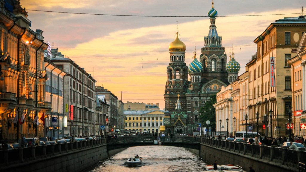 rusya-st.petersburg